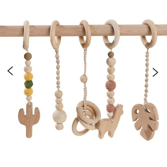 COCO VILLAGE

5-Piece Wooden Hanging Rattle Toys Set - Picture 2 of 5